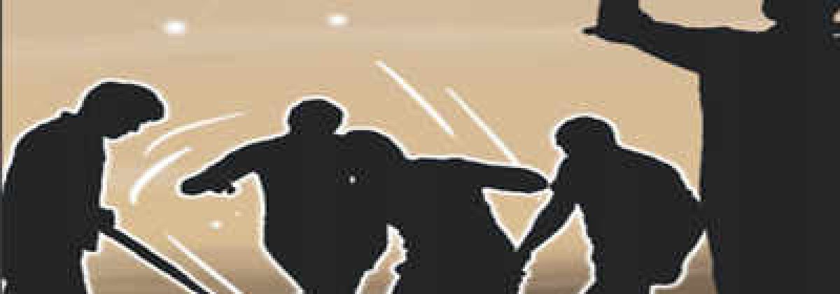 10-injured-in-group-clash-in-kulgams-kund-injured-shifted-to-hospital-10-booked